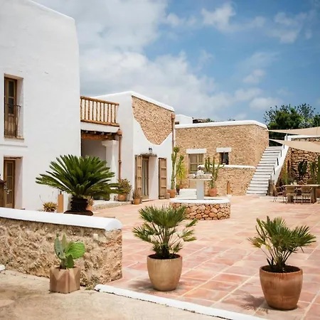 Beautiful In A Romantic Gateway Santa Gertrudis (Ibiza)